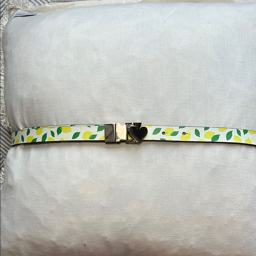 Kate Spade White Belt with Lemon Print